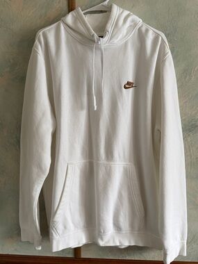 Nike White Hoodie with Swoosh Logo Embroidery
